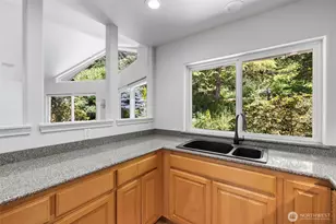 18915 Cascade Ridge Ct, Mount Vernon, WA 98274 - Photo 16