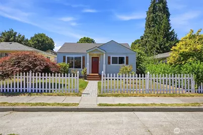 229 19th Avenue, Longview, WA 98632 - Photo 2