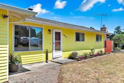 4823 103rd Place NE, Marysville, WA 98270 - Photo 2