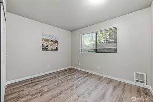 12543 NE 23rd Pl, Bellevue, WA 98005 - Photo 20