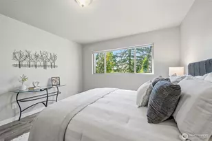 12543 NE 23rd Pl, Bellevue, WA 98005 - Photo 16