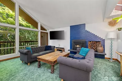 3068 169th Avenue NE, Bellevue, WA 98008 - Photo 2