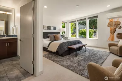 8509 Burke Avenue N, Seattle, WA 98103 - Photo 22
