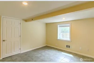 9017 5th Avenue NE, Seattle, WA 98115 - Photo 22