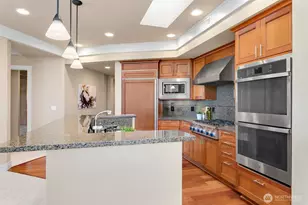 55 Pine St, Edmonds, WA 98020 - Photo 14