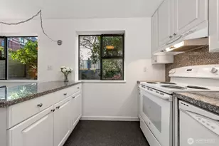 912 3rd Ave W, Seattle, WA 98119 - Photo 12