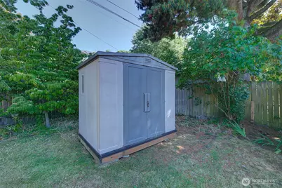 8626 21st Avenue NW, Seattle, WA 98117 - Photo 20
