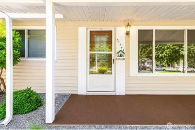 31244 9th Avenue S, Federal Way, WA 98003 - Photo 2