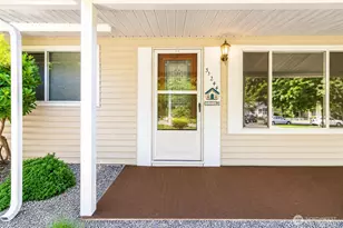 31244 9th Ave S, Federal Way, WA 98003 - Photo 2