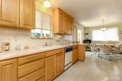 31244 9th Avenue S, Federal Way, WA 98003 - Photo 8