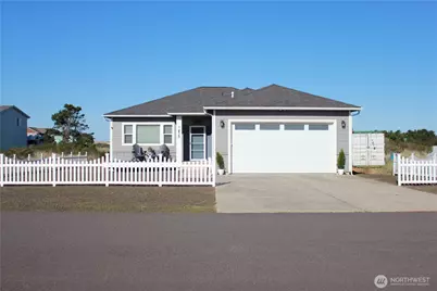 1439 Diamond Head Avenue SW, Ocean Shores, WA 98569 - Photo 4