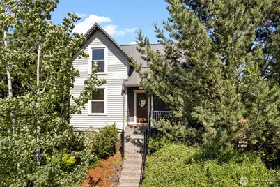 4048 37th Avenue S, Seattle, WA 98118 - Photo 2