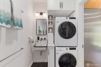 4048 37th Avenue S, Seattle, WA 98118 - Photo 16