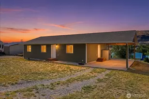 109 C St, Grand Coulee, WA 99133 - Photo 1