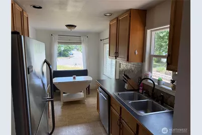 709 South Street SE, Tumwater, WA 98501 - Photo 12