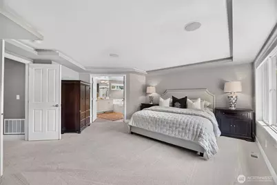 25817 NE 4th Place, Sammamish, WA 98074 - Photo 22