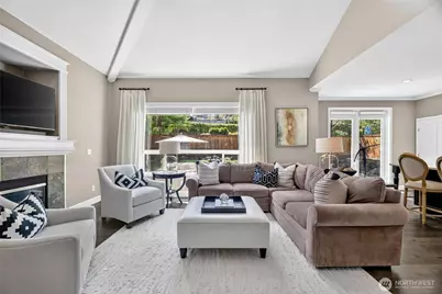 25817 NE 4th Place, Sammamish, WA 98074 - Photo 14