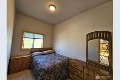 24414 Seven Springs Dairy Road E, Harrington, WA 99134 - Photo 12