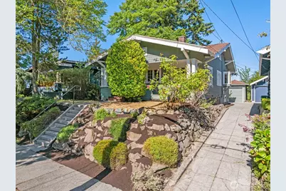 4754 4th Avenue NE, Seattle, WA 98105 - Photo 1
