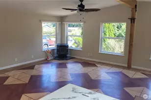 13004 213th Ave Ct E, Bonney Lake, WA 98391 - Photo 4