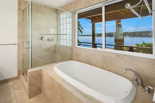 4835 Forest Ave SE, Mercer Island, WA 98040 - Photo 18