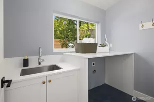 3446 13th Ave W, Seattle, WA 98119 - Photo 18