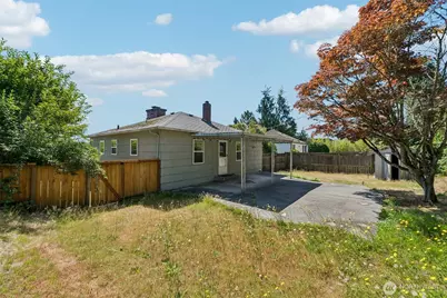 10235 33rd Avenue SW, Seattle, WA 98146 - Photo 12