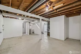 10235 33rd Ave SW, Seattle, WA 98146 - Photo 8