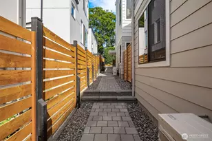 3444 13th Ave W, Seattle, WA 98119 - Photo 20
