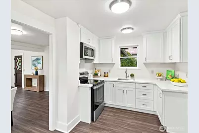 8848 13th Avenue SW, Seattle, WA 98106 - Photo 10