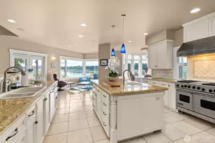4725 Bayshore Lane Northwest, Olympia, WA 98502 - Photo 10