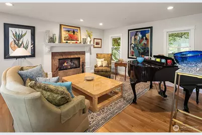 456 W Lake Sammamish Parkway SE, Bellevue, WA 98008 - Photo 4