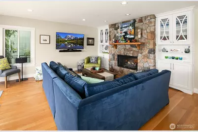 456 W Lake Sammamish Parkway SE, Bellevue, WA 98008 - Photo 12