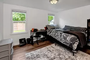 555 Windsor Pl NE, Renton, WA 98056 - Photo 14