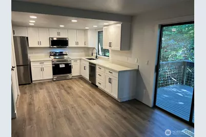 1508 NE Brockman Place, Seattle, WA 98125 - Photo 8