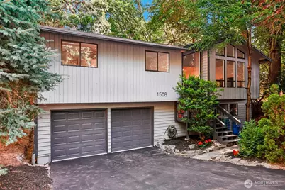 1508 NE Brockman Place, Seattle, WA 98125 - Photo 2