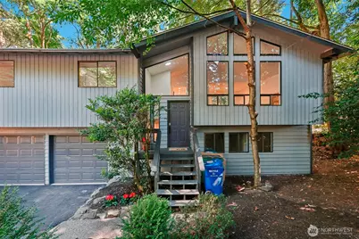 1508 NE Brockman Place, Seattle, WA 98125 - Photo 1