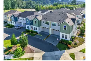 14176 SE 153rd Pl, Renton, WA 98058 - Photo 2