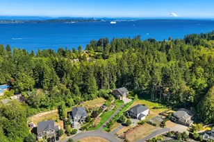13874 Lavigne Ct NE, Bainbridge Island, WA 98110 - Photo 36
