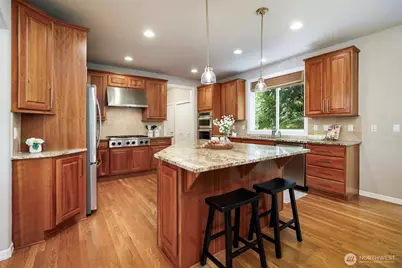 13563 NE 202nd Street, Woodinville, WA 98072 - Photo 4