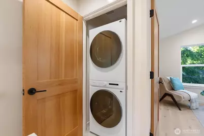 3704 NE 137th Street, Seattle, WA 98125 - Photo 6