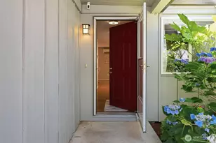 13113 NW 8th Ave, Vancouver, WA 98685 - Photo 2