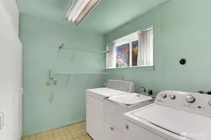 10842 NE 149th St, Bothell, WA 98011 - Photo 18