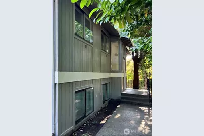 21623 30th Avenue S, Des Moines, WA 98198 - Photo 2