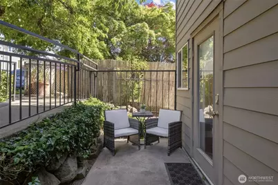 4831 Fauntleroy Way SW #103, Seattle, WA 98116 - Photo 12