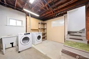 9725 Phinney Ave N, Seattle, WA 98103 - Photo 34