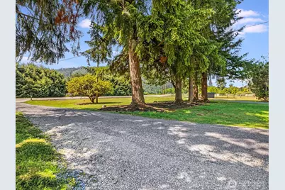 20021 State Route 530 NE, Arlington, WA 98223 - Photo 2