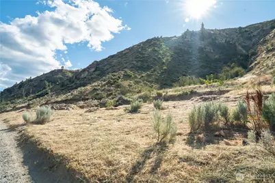 224 Hillcreek Lane, Wenatchee, WA 98801 - Photo 12