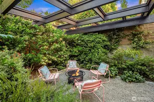 2612 1st Ave N, Seattle, WA 98109 - Photo 26