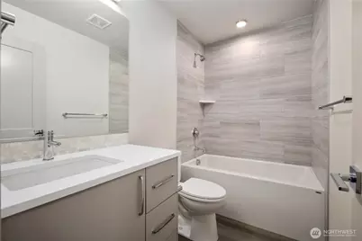 1123 18th Avenue #C, Seattle, WA 98122 - Photo 12